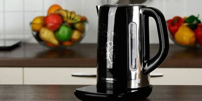 Czajnik REDMOND z sygnałem dźwiękowym SkyKettle M 170 S.
