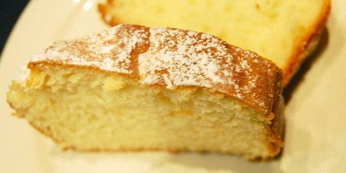 Rebanada de tarta de limón