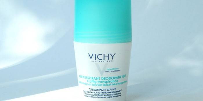 Esfera de desodorante da marca Vichy