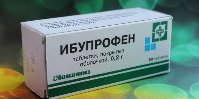 Comprimidos de ibuprofeno no pacote