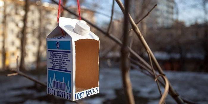 Podajnik pudełkowy Tetra Pak