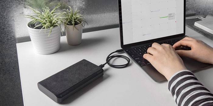 Ładowanie laptopa z Power banku