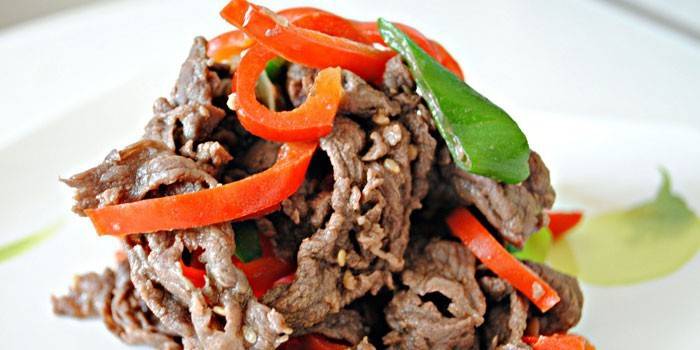 Ensalada hervida de lengua y pimiento