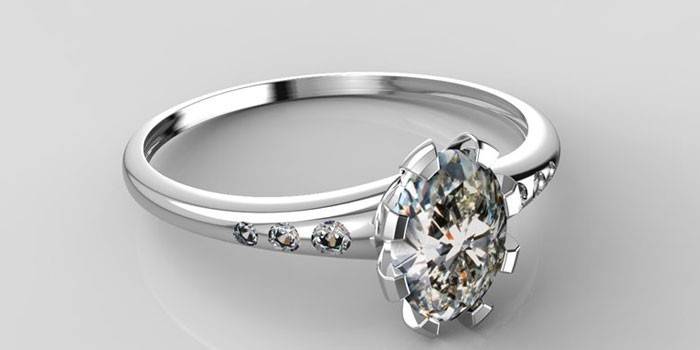 Anillo de oro blanco