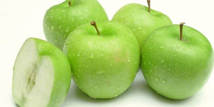 Manzanas verdes