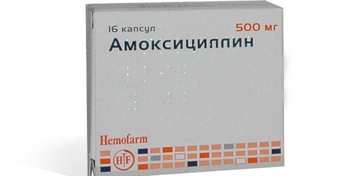 Tablety amoxicilínu v balení