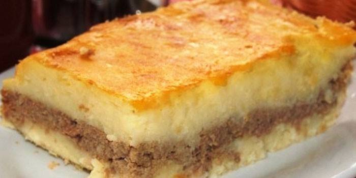 Zapiekanka ziemniaczana i mięsna