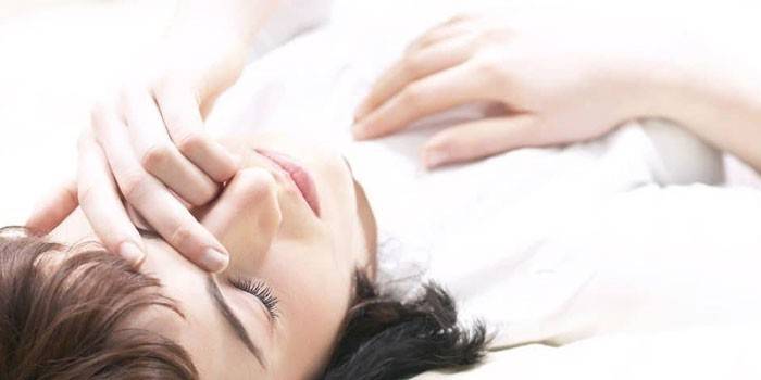 Mujer, mentiras en cama