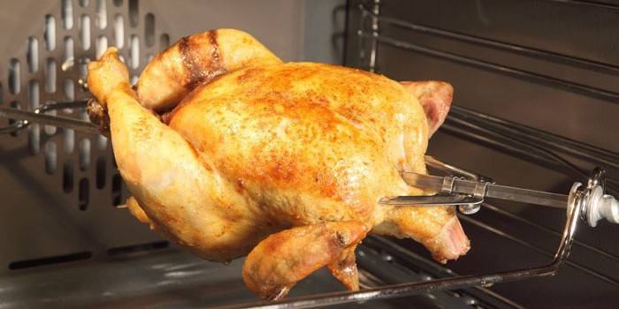 Brocheta de pollo en el horno