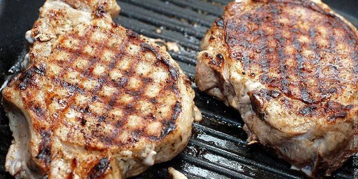 Grillowane steki wieprzowe