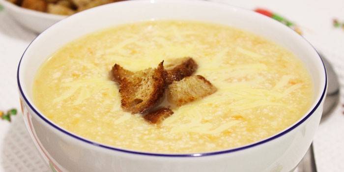 Sopa De Queijo De Batata