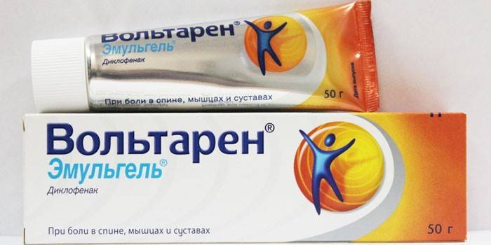 Ungüento Voltaren Emulgel en embalaje