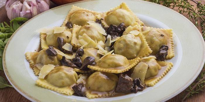 Bolinhos italianos com cogumelos