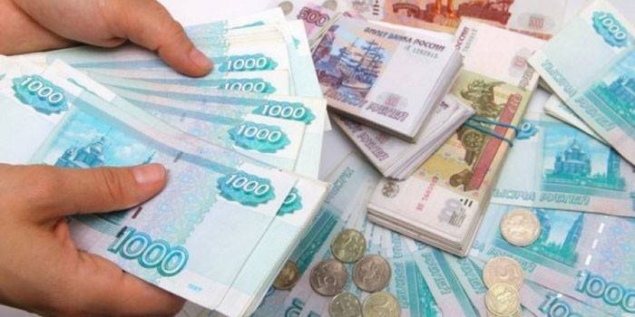 Banknoty i monety