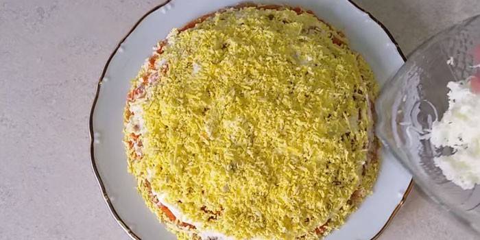 Ensalada de hígado de pollo con champiñones