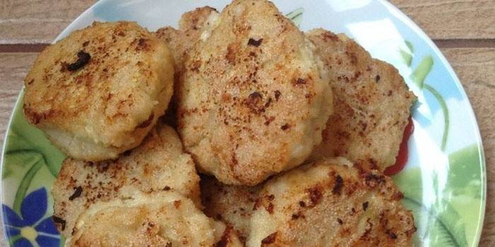 Chuletas en un plato