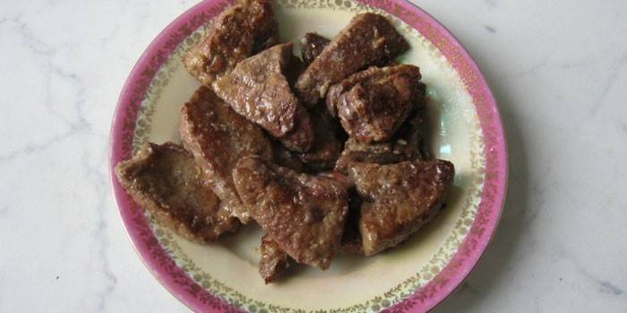 Rodajas de hígado de res frito