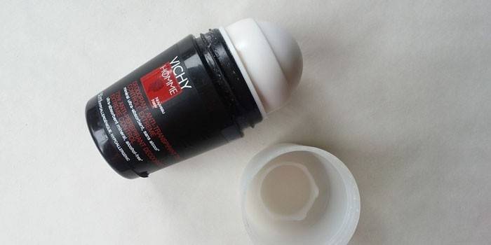 Suor da marca Vichy