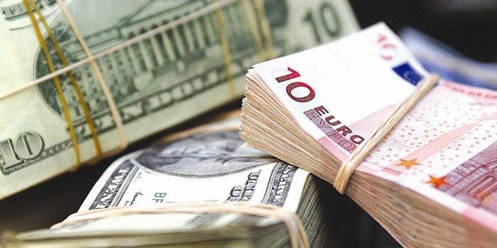 Euro e dólares