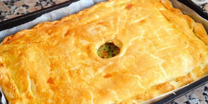 Torta de repolho fresco