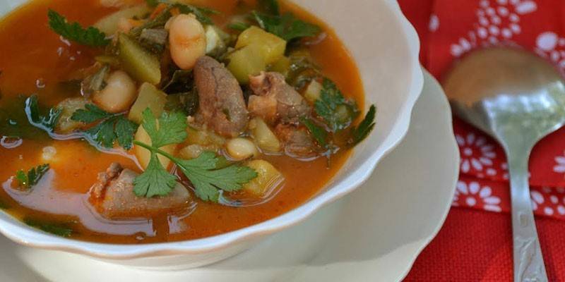Pickle com corações de galinha