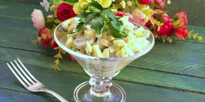 Aperitivo de cogumelos e queijo