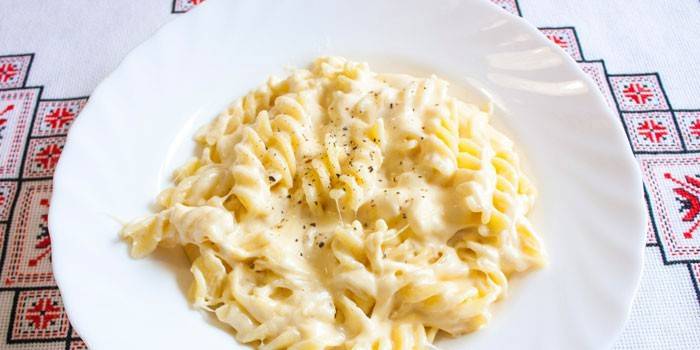 Macarrão e Queijo