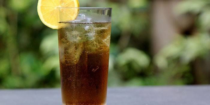 Cóctel De Whisky Cola