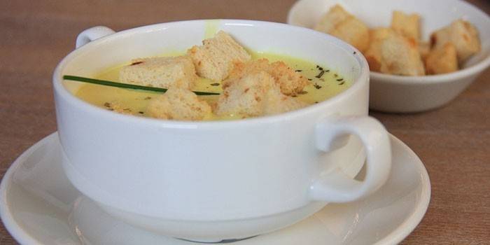 Almoço Francês com Croutons