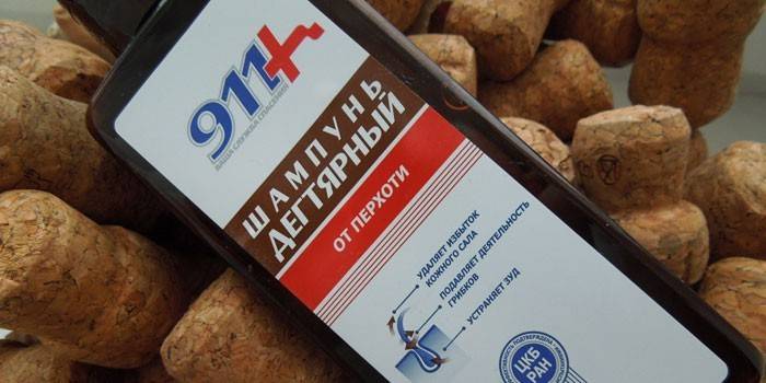 Szampon Smoła na łupież 911