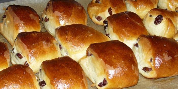 Palačinky s hrozienkami na plech