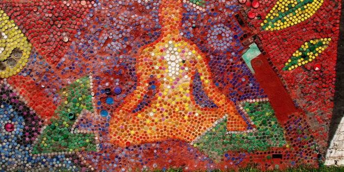 La figura de una persona meditando (Mendoza)