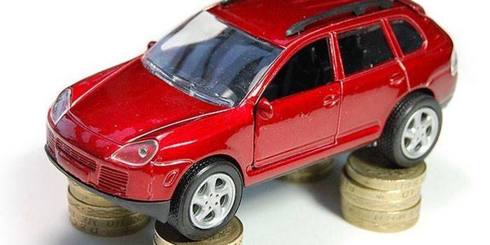 Coche en monedas