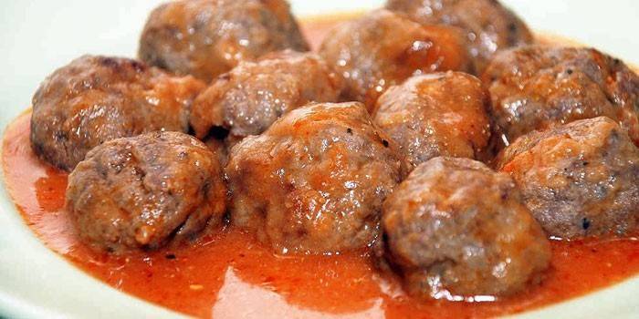 Pieczone klopsiki w sosie pomidorowym
