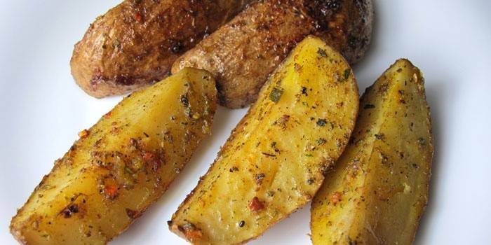 Batatas em um prato