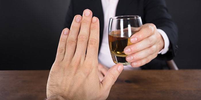 Odmowa spożywania alkoholu