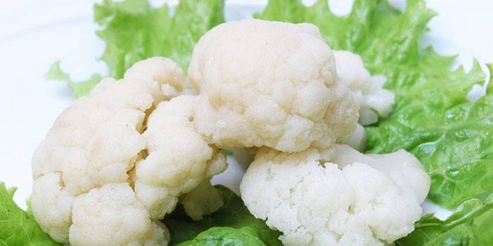 Inflorescencias de coliflor hervida