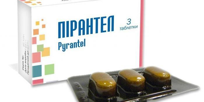 Comprimidos de pirantel em um pacote