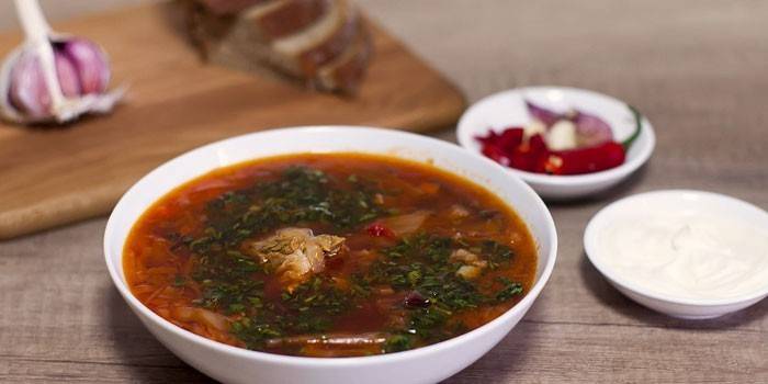 Sopa de carne de porco