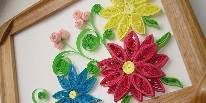 Quilling kvetinový vzor