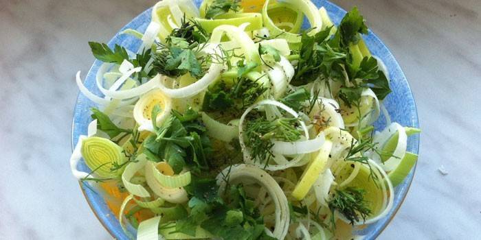 Salada de cebola