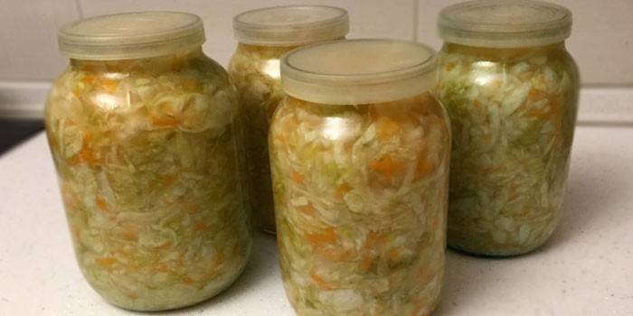 Frascos com chucrute