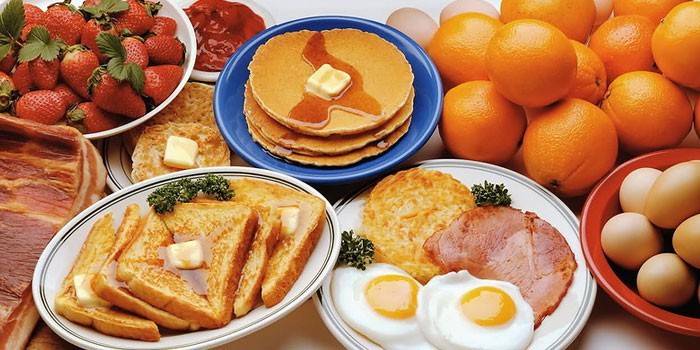 Comida y desayuno