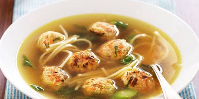 Sopa de fideos