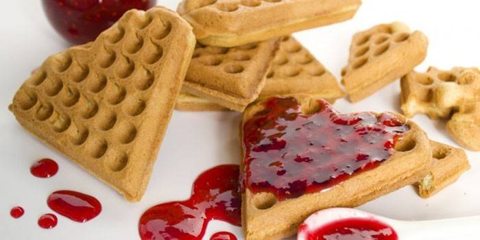 Viena em forma de coração waffles