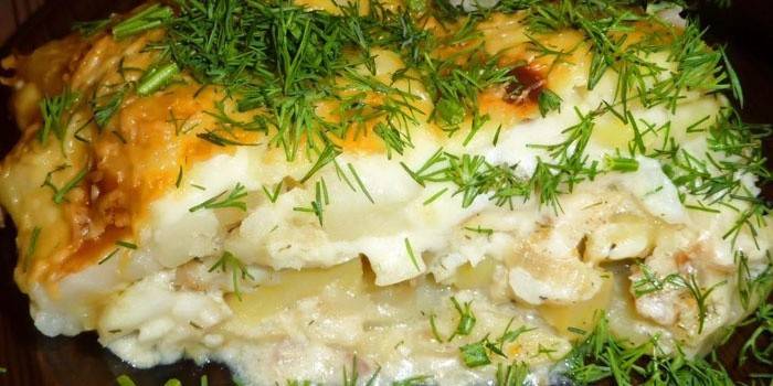 Zapiekanka ziemniaczano-rybna z koperkiem