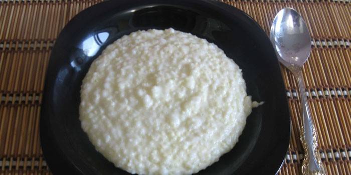 Mliečne kaše priateľstvo v doske