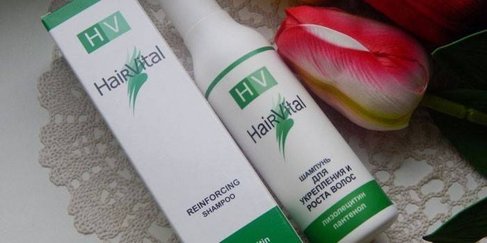 Szampon do wzmacniania i wzrostu włosów Hair Vital w butelce