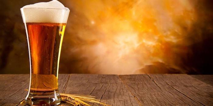 Um copo de cerveja