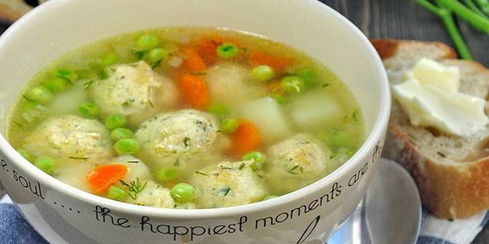 Sopa de ervilha verde